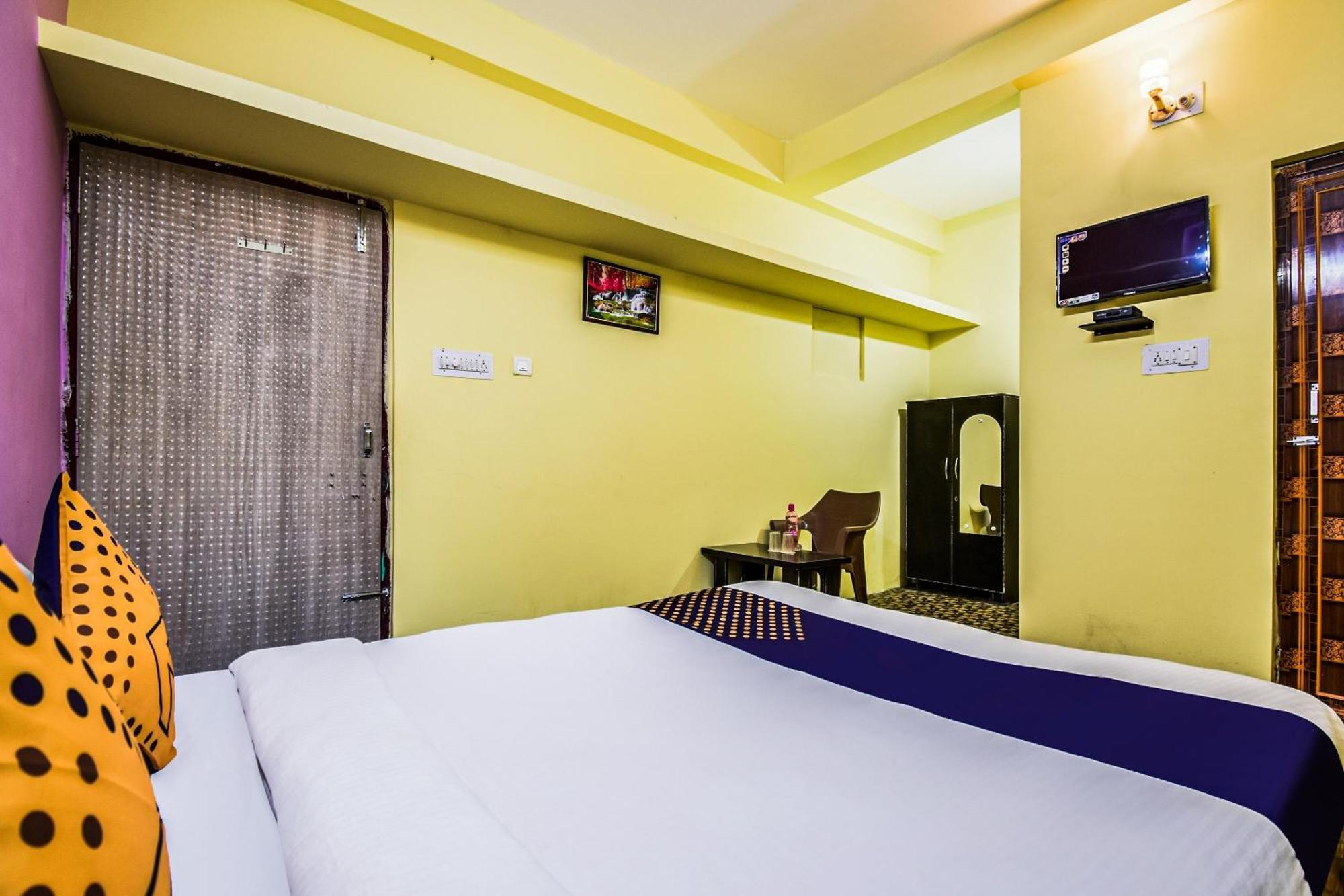 Spot On M R Plaza Hotell Bhubaneswar Eksteriør bilde